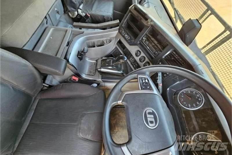 UD TRUCKS QUON Otros camiones