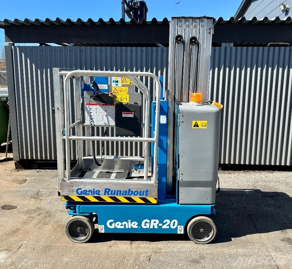 Genie GR 20 Ascensores de personal y montacargas de acceso