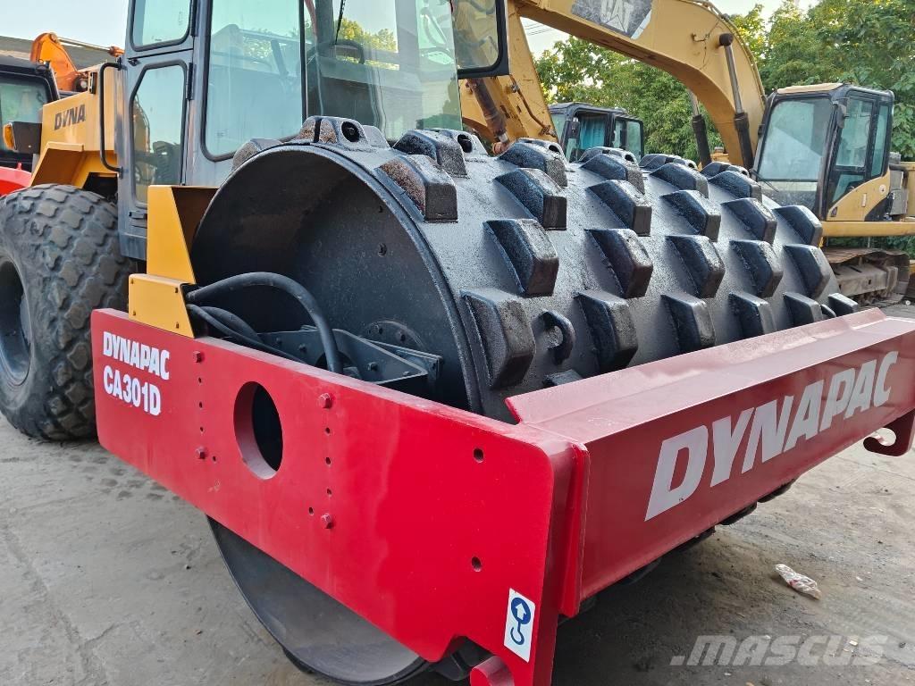 Dynapac CA 301 D Rodillos de un solo tambor