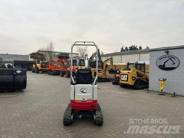 Takeuchi TB 210 R Mini excavadoras < 7t