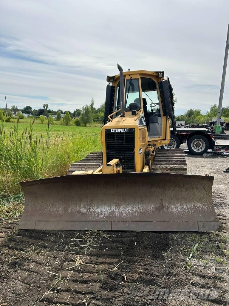 CAT D 3 G LGP Buldozer sobre oruga