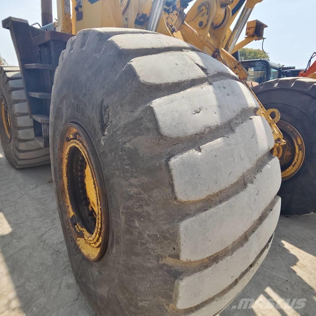 Komatsu WA 500 Cargadoras sobre ruedas