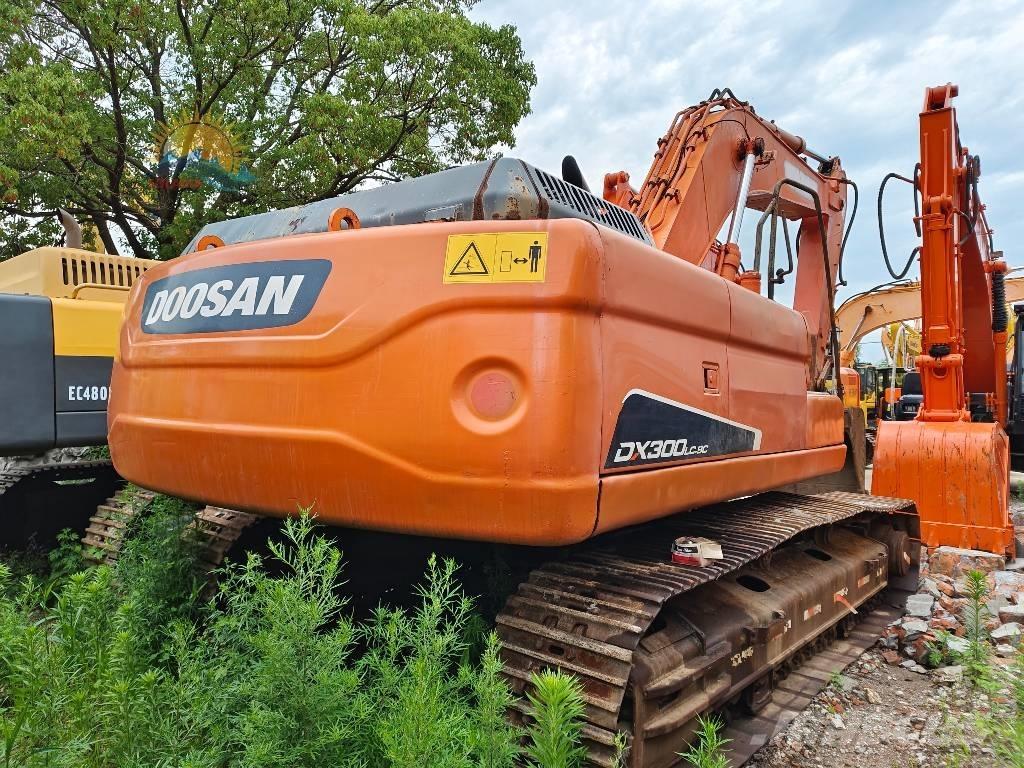 Doosan DX 300 LC Excavadoras de cadenas