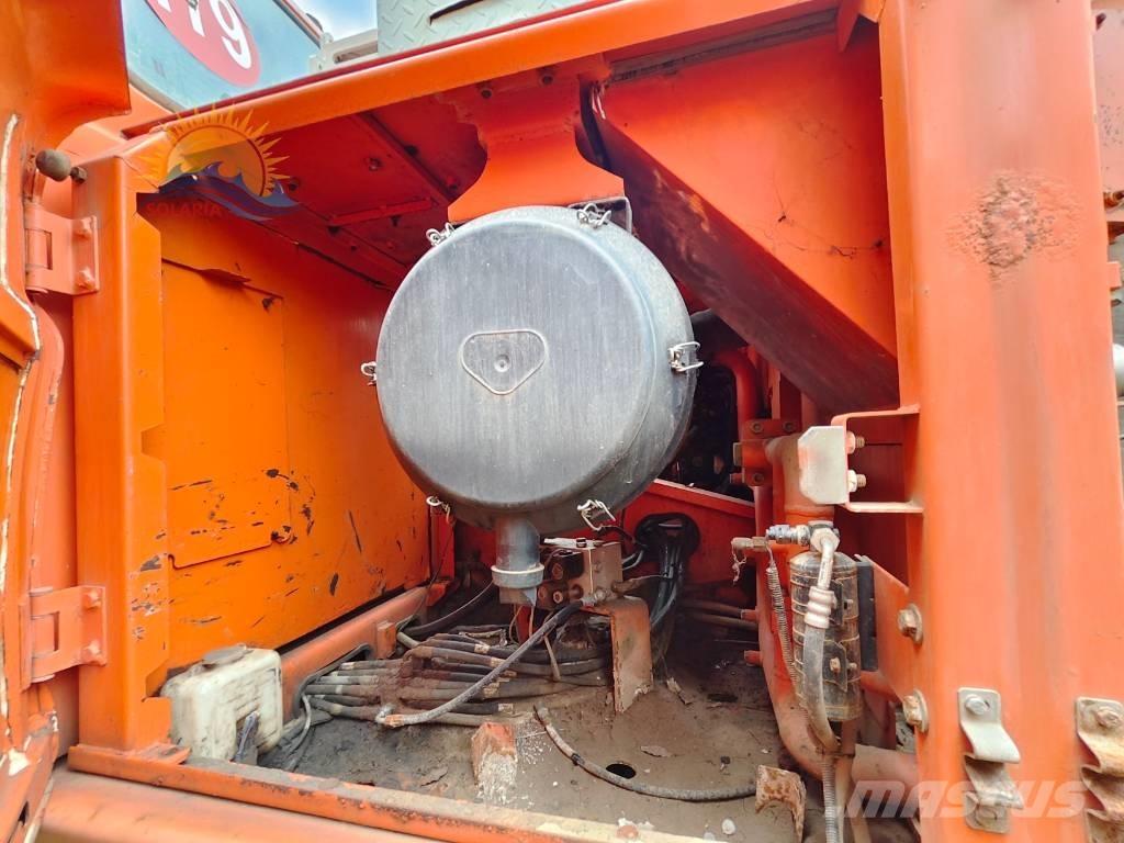 Doosan DX 300 LC Excavadoras de cadenas