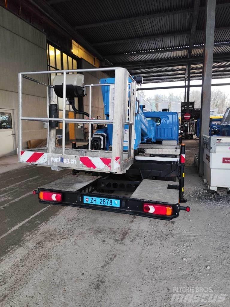 VERSALIFT VTX 240 Plataformas sobre camión