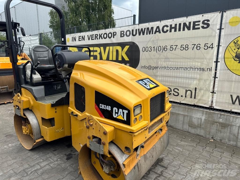 CAT CB 24 B Rodillos de doble tambor