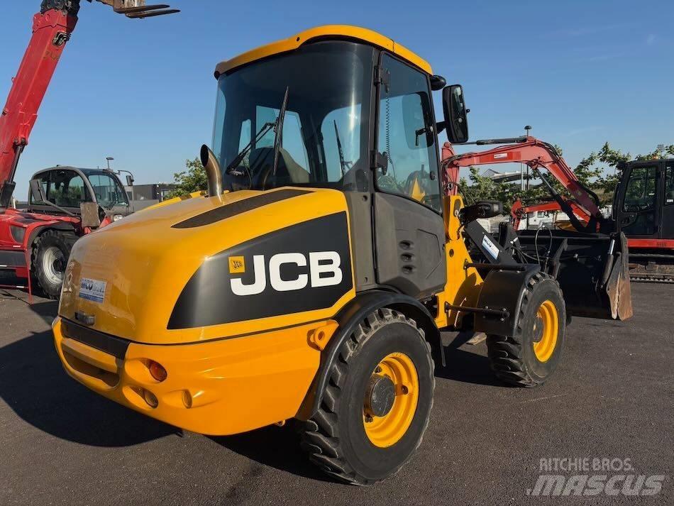 JCB 406 Cargadoras sobre ruedas