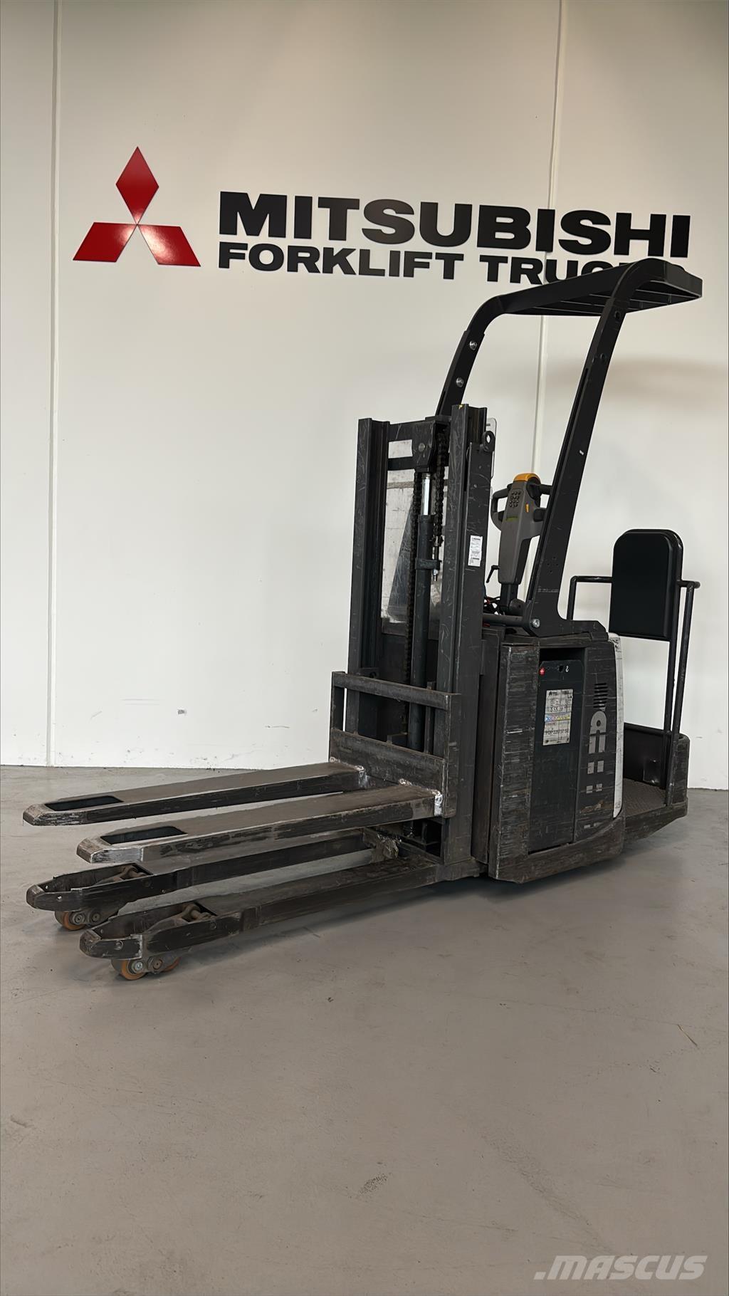 Atlet PDP200 Apiladores eléctricos autopropulsados