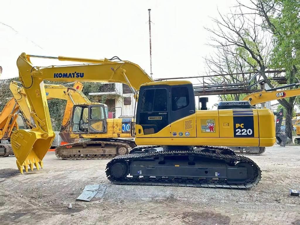 Komatsu PC 220-7 Excavadoras de cadenas