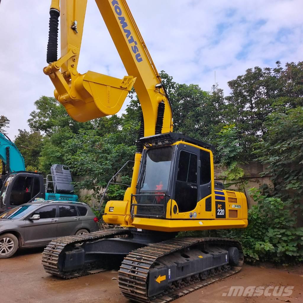 Komatsu PC220-8 Excavadoras de cadenas