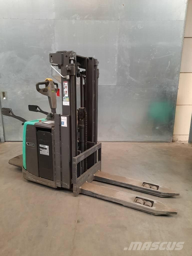 Mitsubishi SBV16P Apiladores eléctricos autopropulsados