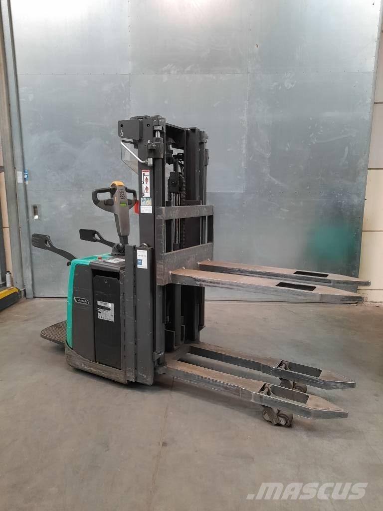 Mitsubishi SBV16P Apiladores eléctricos autopropulsados