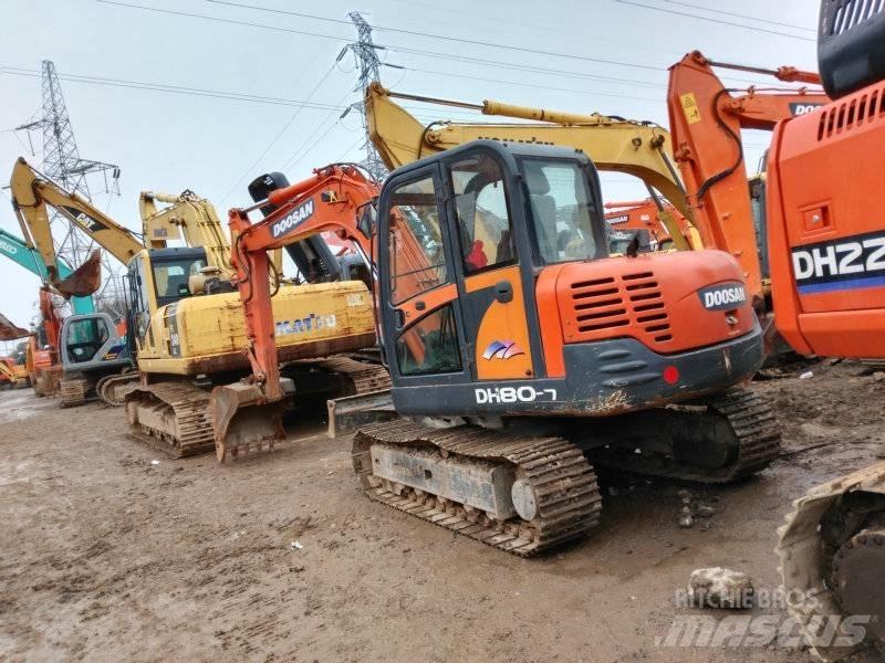 Doosan DH 80 Excavadoras 7t - 12t
