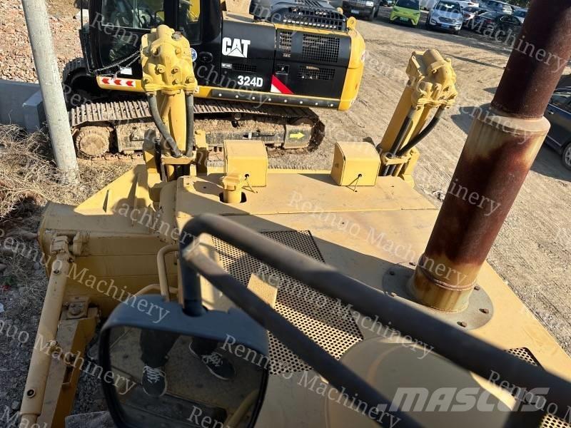 CAT D 8 R Buldozer sobre oruga