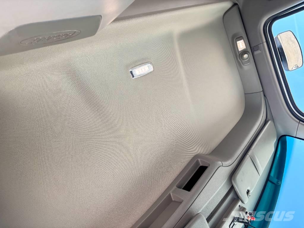 Peterbilt 567 Cabezas tractoras