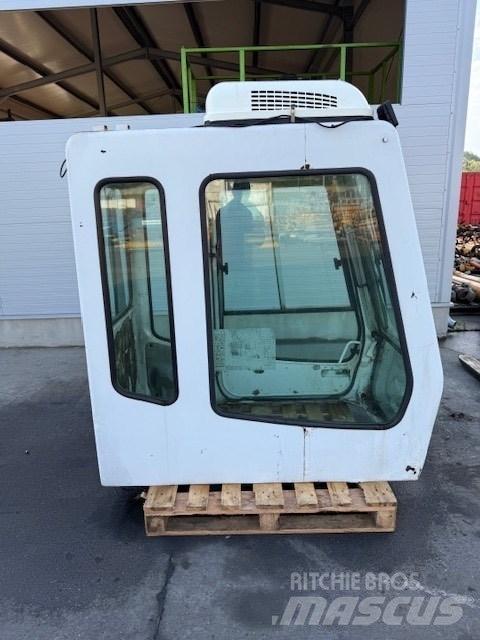 Liebherr CAB SERIE B Cabinas e interior