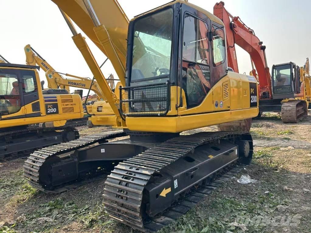 Komatsu PC 200 Excavadoras de cadenas
