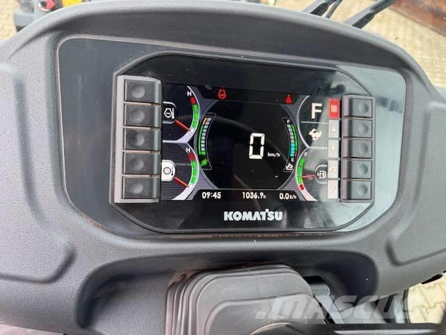 Komatsu WA 100 M-8 Cargadoras sobre ruedas