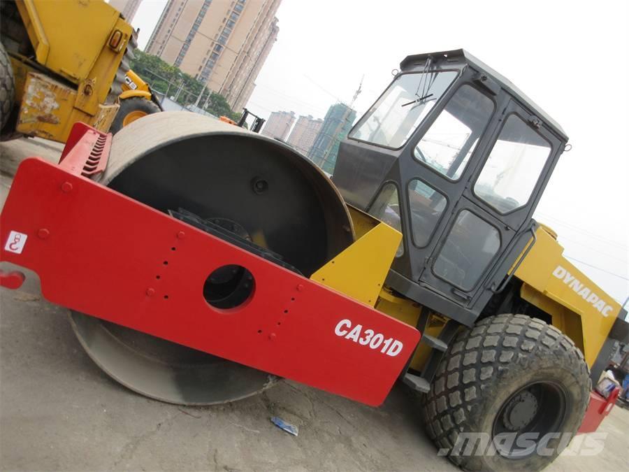 Dynapac CA 301 D Rodillos de un solo tambor