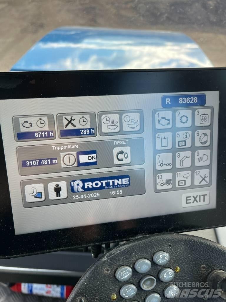 Rottne F15D Autocargadoras