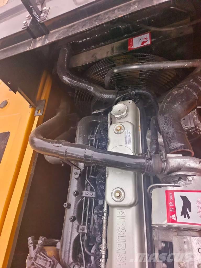 Sany SY 215 H Excavadoras de cadenas