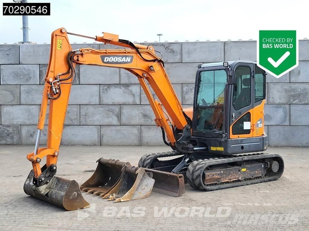 Doosan DX63-3 Mini excavadoras < 7t