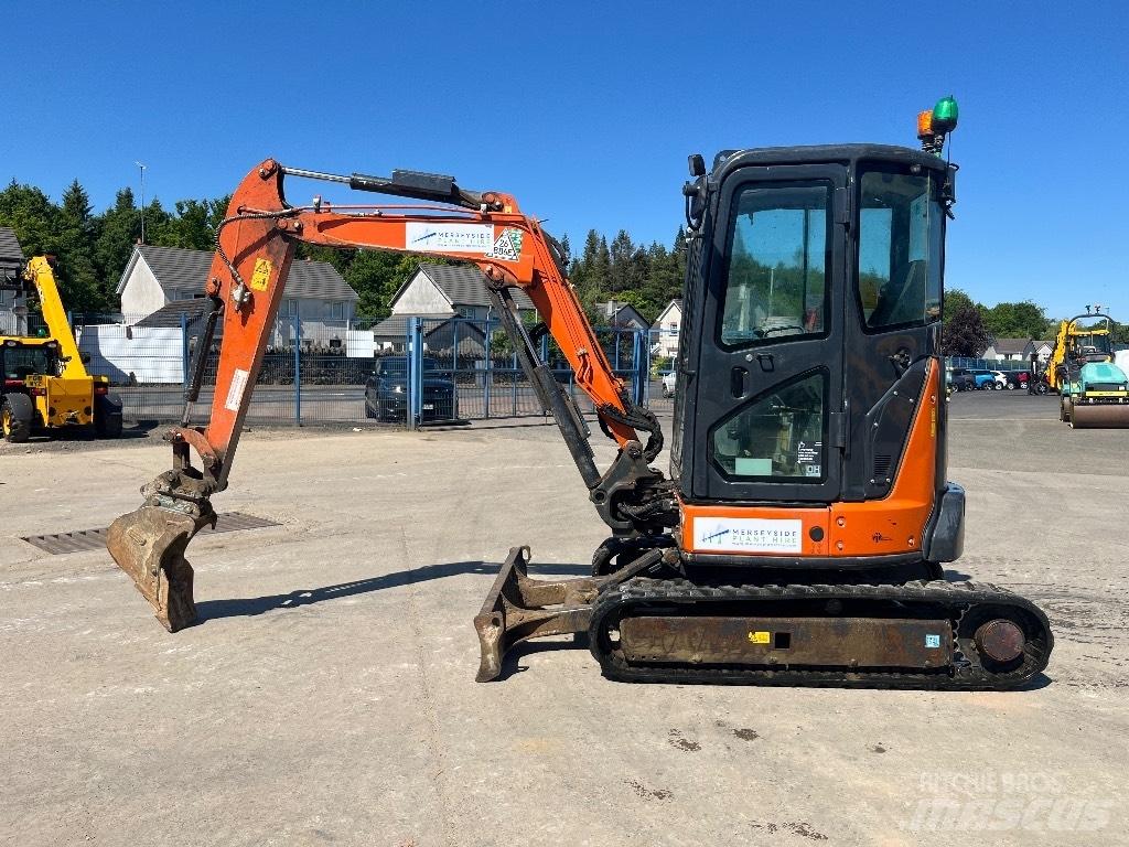 Hitachi ZX33U-6 Mini excavadoras < 7t
