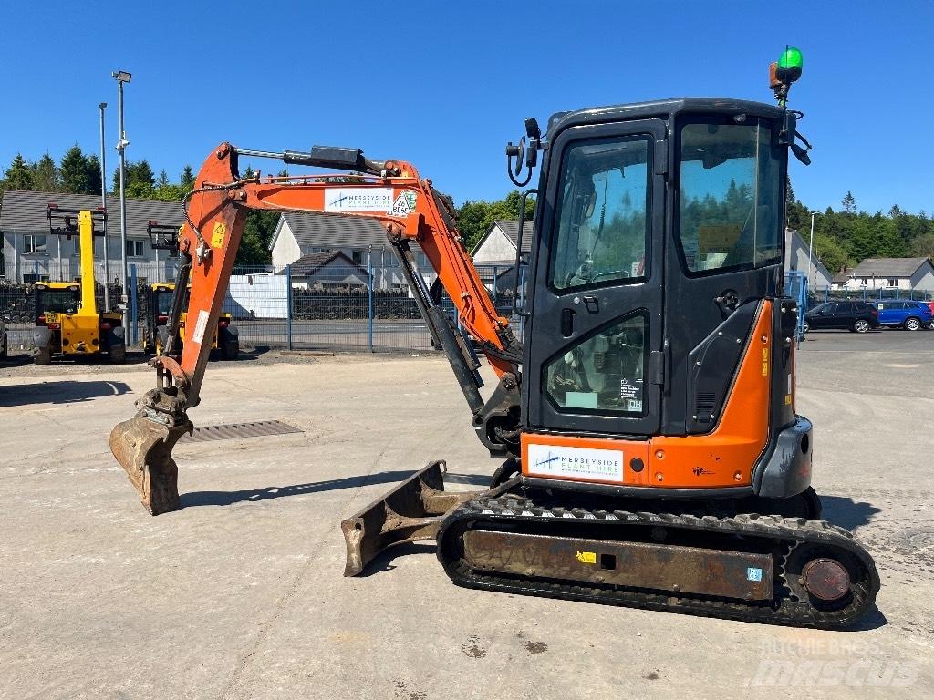 Hitachi ZX33U-6 Mini excavadoras < 7t