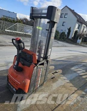 Toyota BT SWE 160 L Apiladores manuales