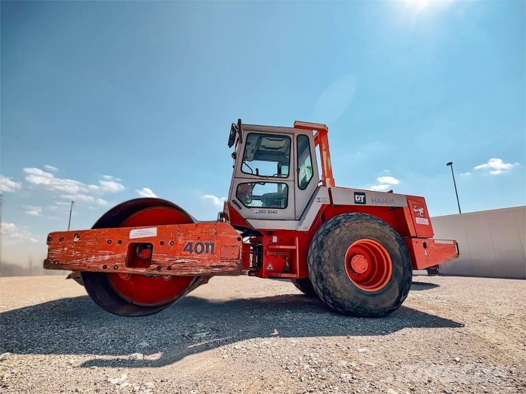 Hamm 4011 Rodillos de doble tambor