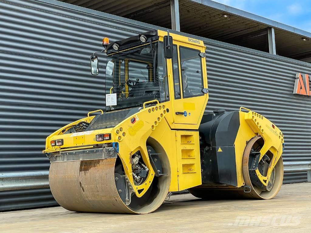 Bomag BW 154 AD-4 Rodillos de doble tambor