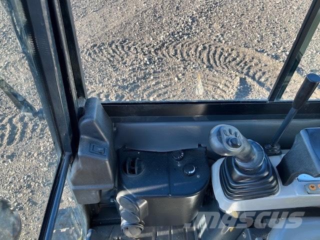 Komatsu PC16R HS Mini excavadoras < 7t