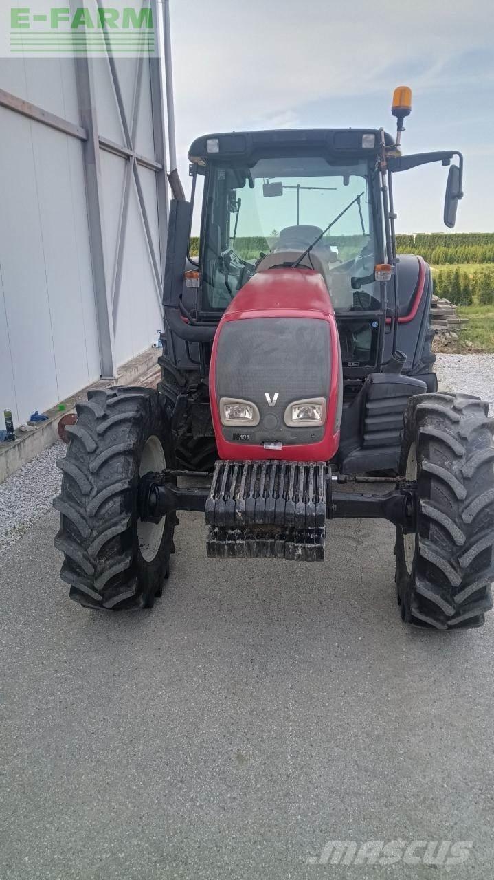 Valtra N101 PRO Tractores