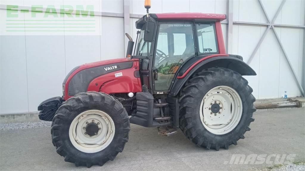 Valtra N101 PRO Tractores