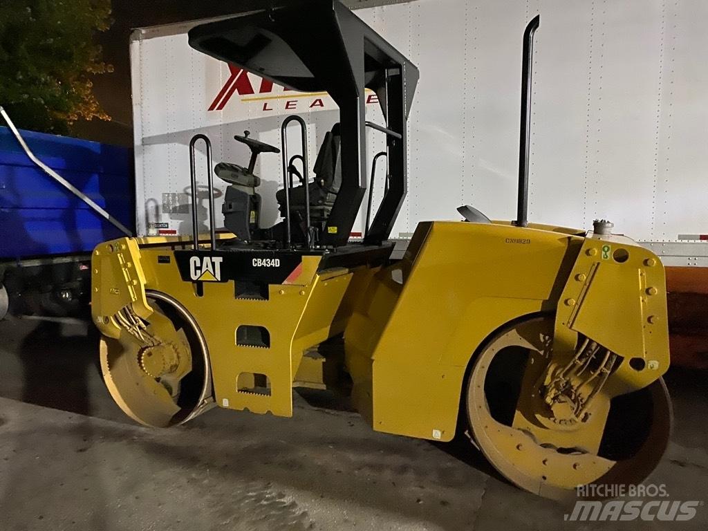 CAT CB 434 D Rodillos de doble tambor
