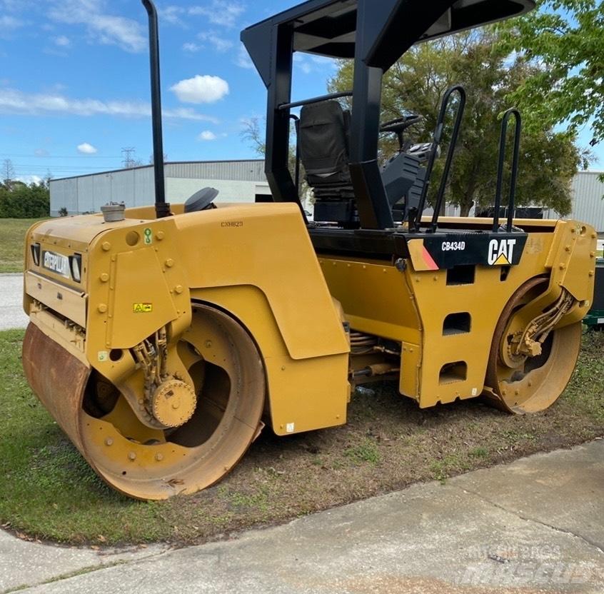 CAT CB 434 D Rodillos de doble tambor