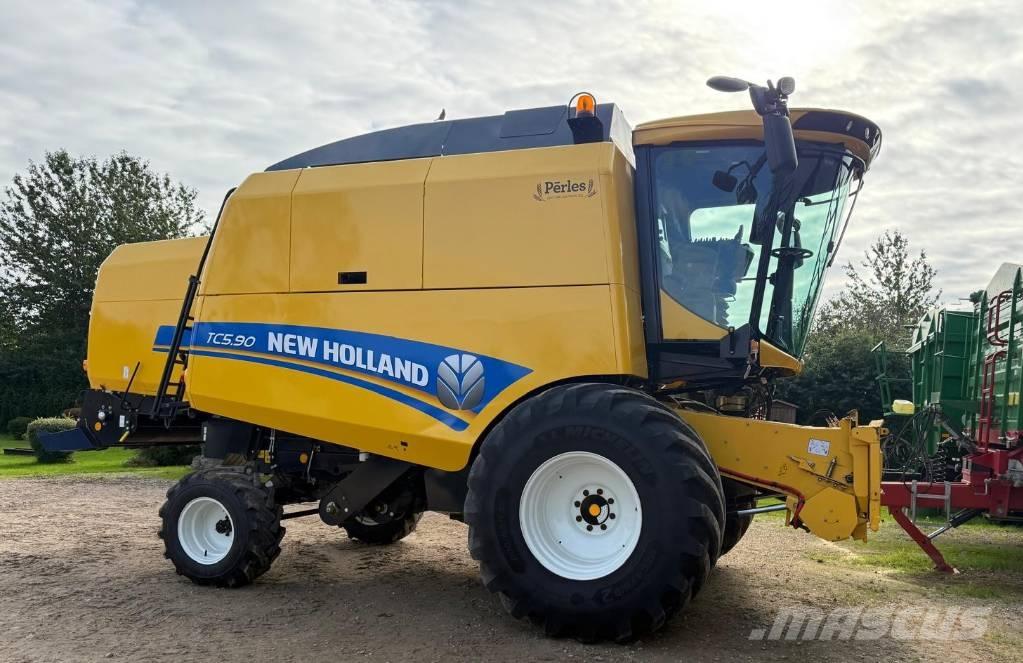 New Holland TC 5.90 Cosechadoras combinadas