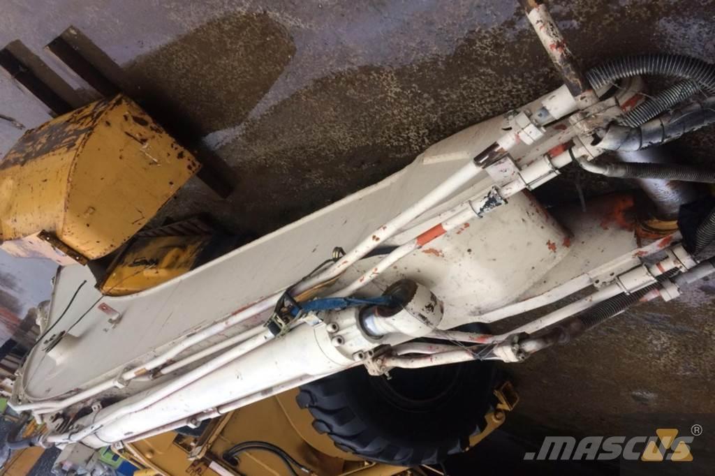 CAT Boom 330D Transporte - Otros