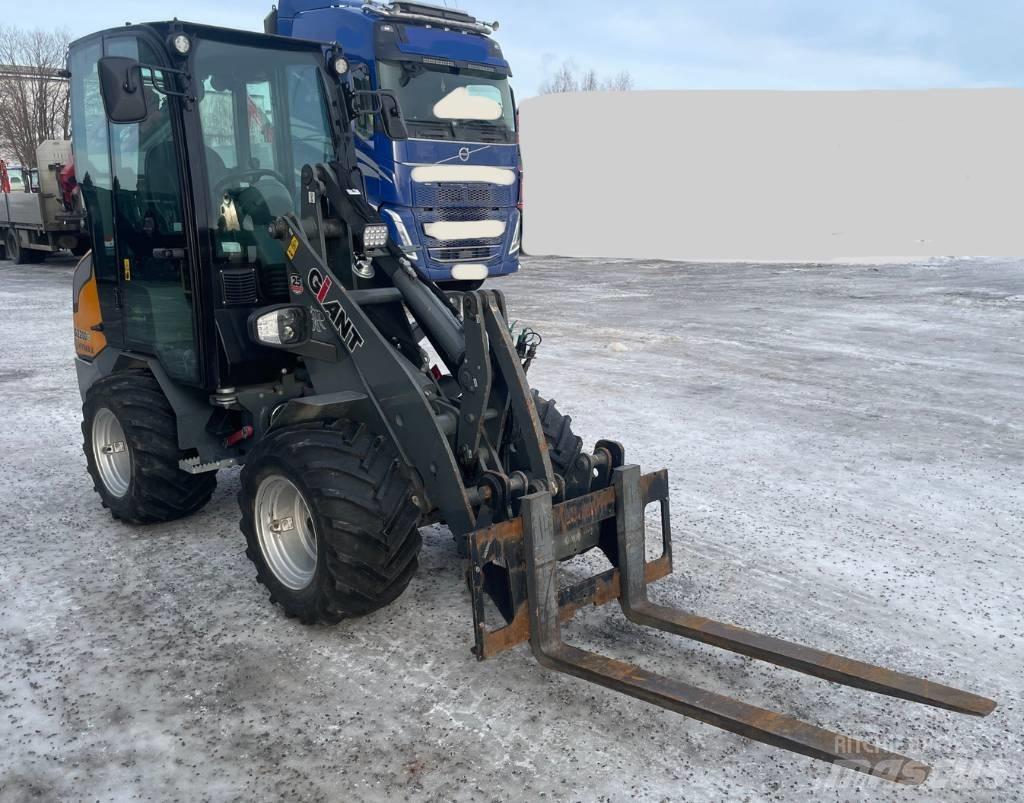 Gigant 2200 E Palas cargadoras
