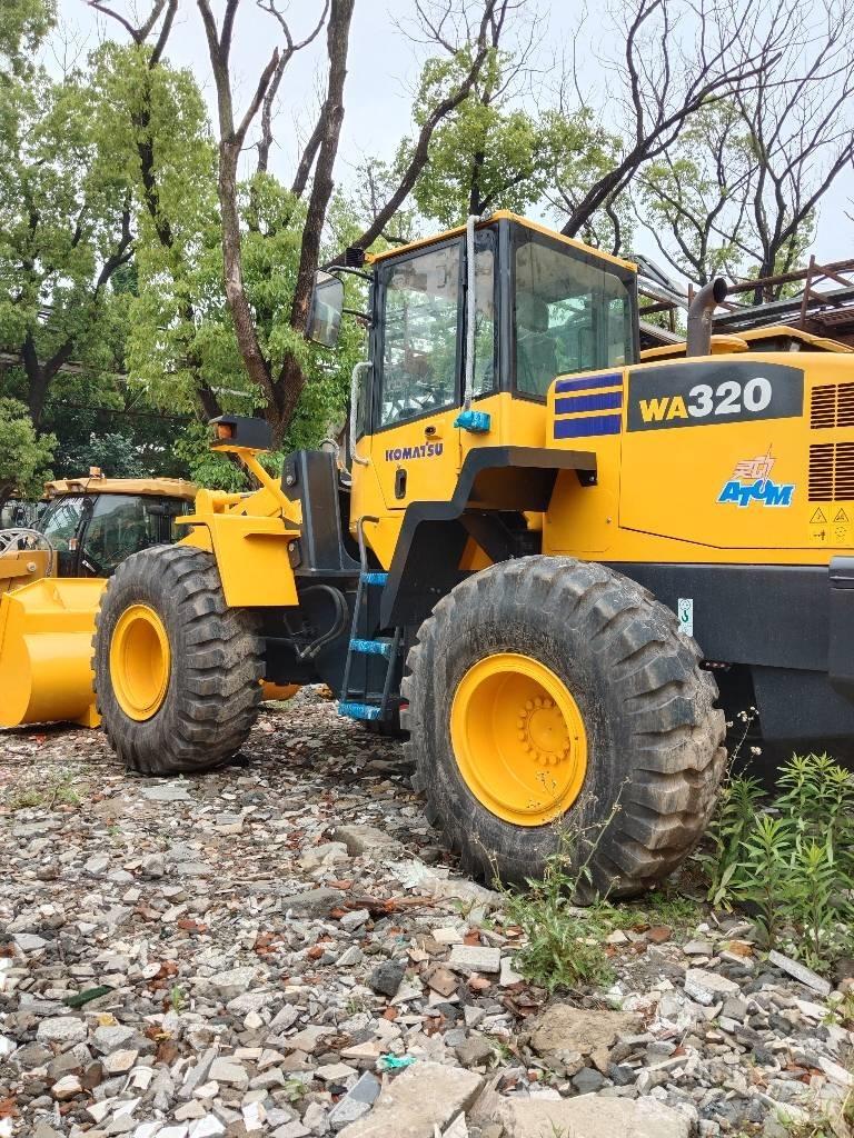 Komatsu WA 320-5 Cargadoras sobre ruedas
