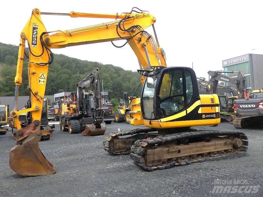 JCB JZ 235 LC Excavadoras de cadenas