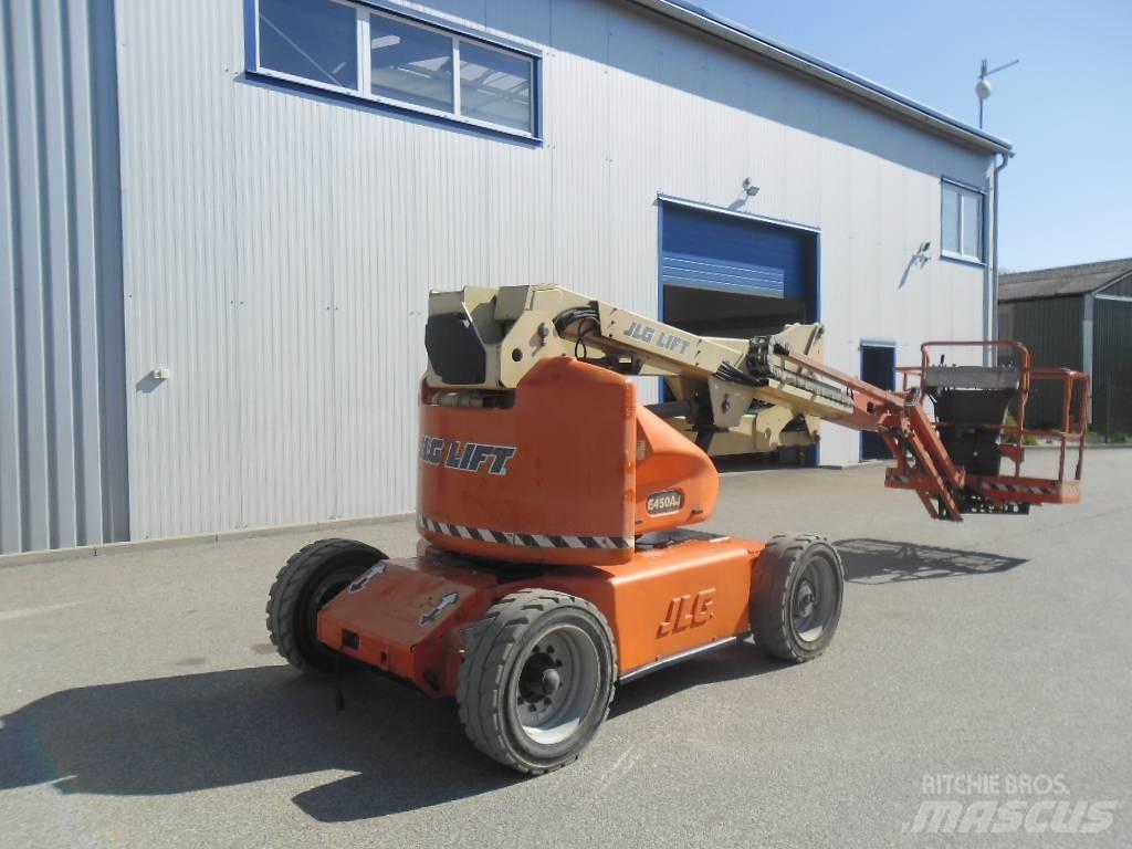 JLG E 450 AJ Plataforma de trabajo articulada