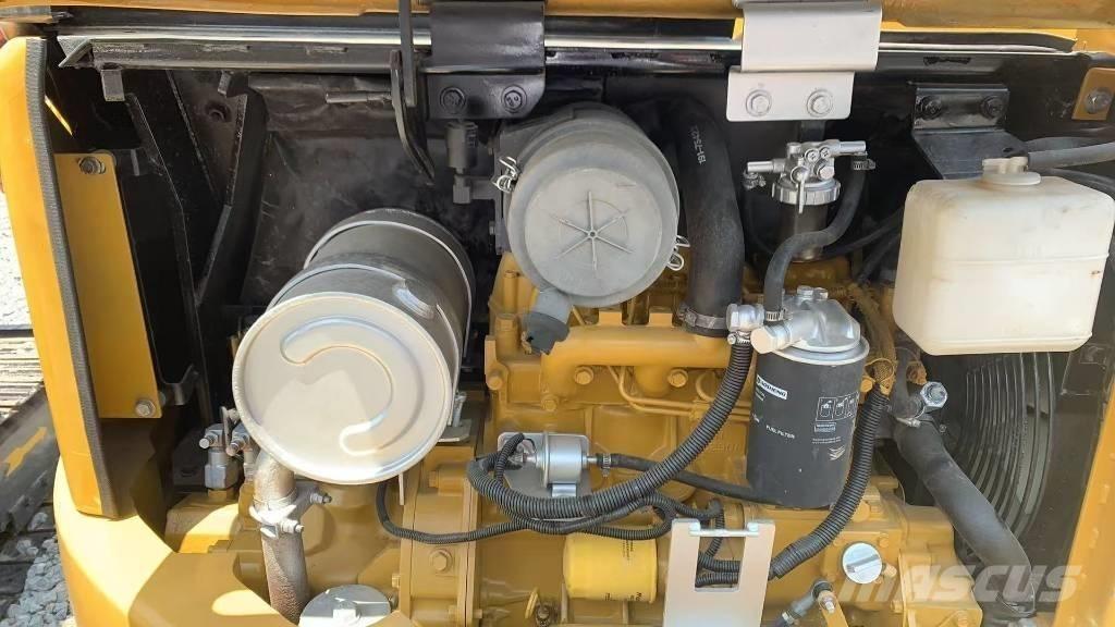 CAT 304 CR Mini excavadoras < 7t