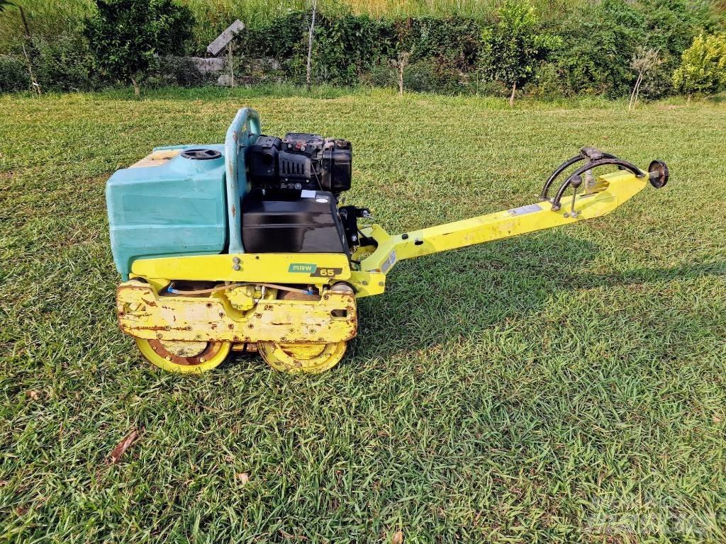 Ammann ARW 65 Compactadores de suelo