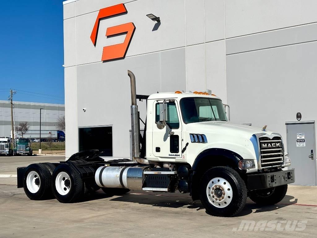 Mack Granite Cabezas tractoras