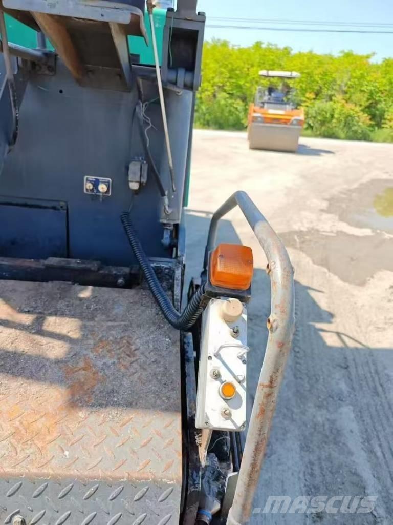 XCMG RP 453 L Asfaltadoras