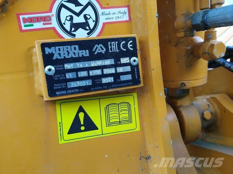  MORO PNT 14 (nuovo) Arados fijos suspendidos
