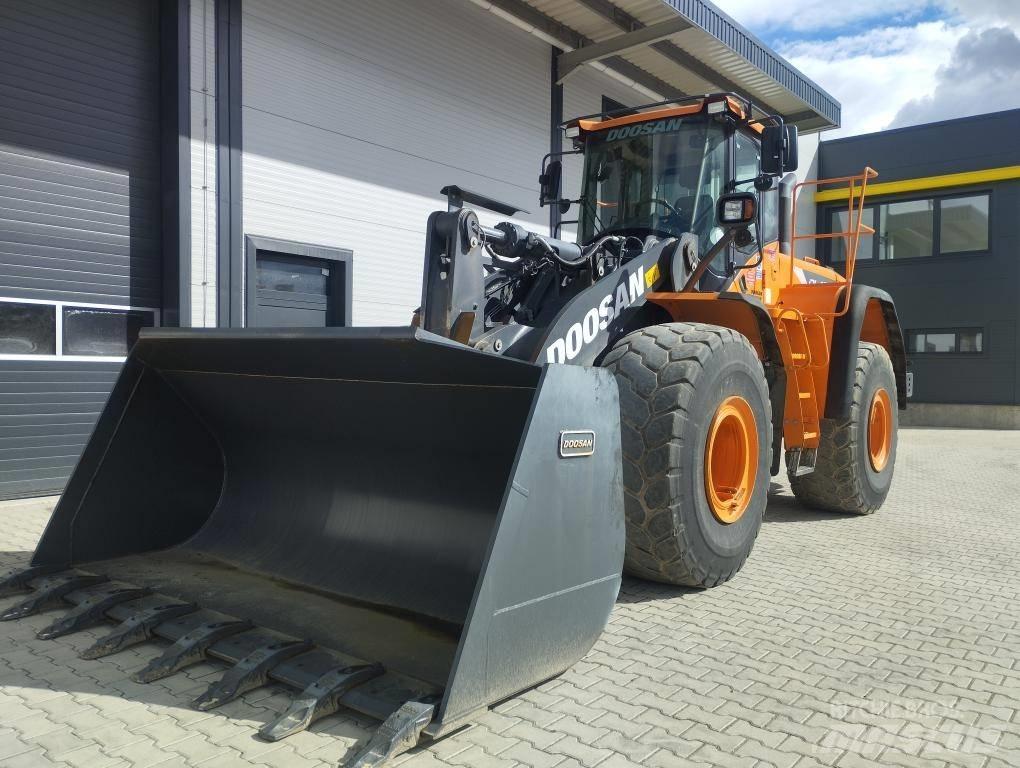 Doosan DL 420-5 Cargadoras sobre ruedas