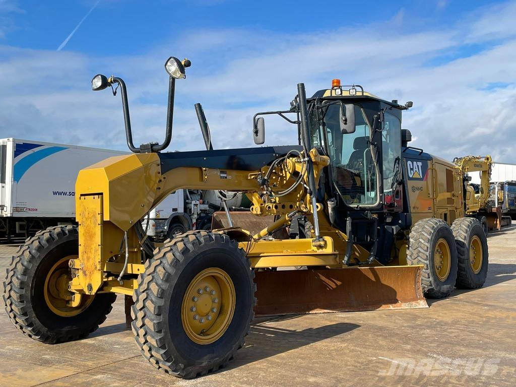 CAT 140M2 Motoniveladoras