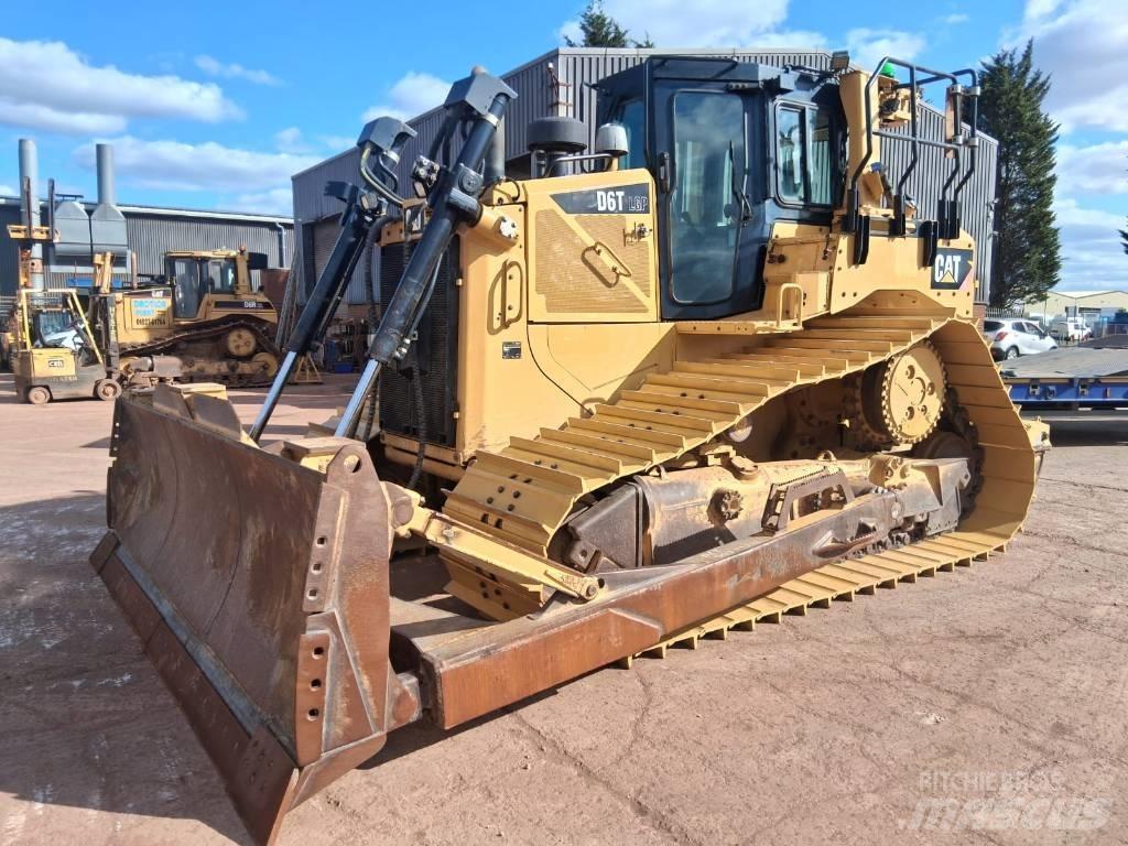 CAT D 6 T LGP Buldozer sobre oruga